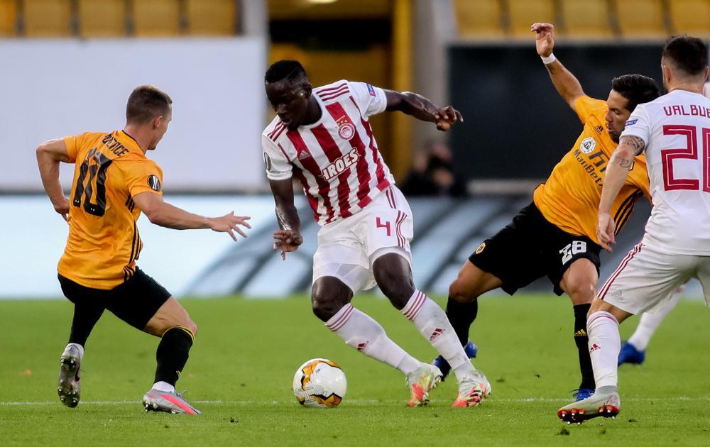 Europa League: Έπεσε «θρυλικά» και άδικα ο Ολυμπιακός στο «Μολινό», ηττήθηκε με 1-0 από τη Γουλβς