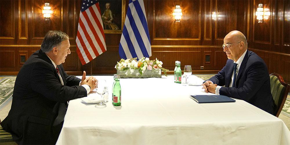 Κρίσιμη συνάντηση Δένδια - Πομπέο: Άμεση ανάγκη για αποκλιμάκωση της έντασης στην Αν. Μεσόγειο