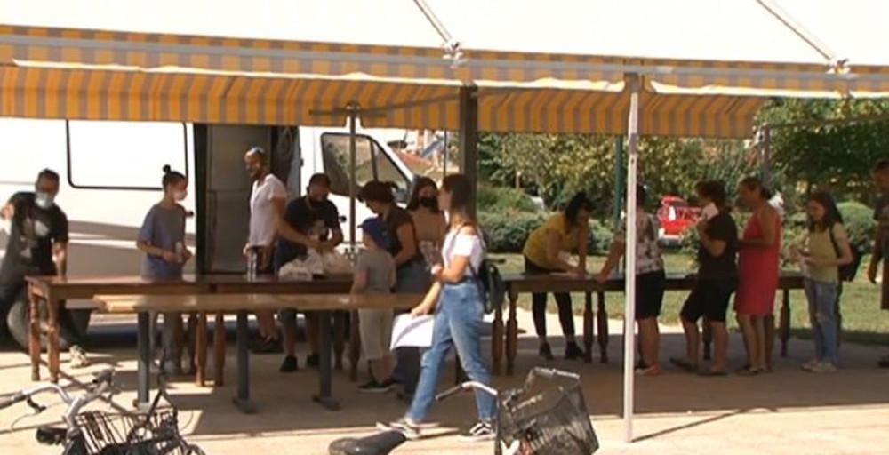 Καρδίτσα: Εμφιαλωμένα νερά, συσσίτια και κλινοσκεπάσματα στους πληγέντες
