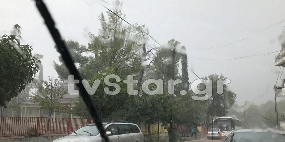 Ο «Ιανός» έφτασε και στη Λαμία: Εκκενώνεται νηπιαγωγείο