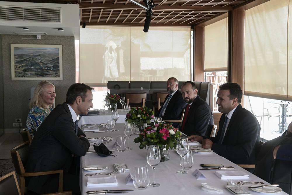 Εσωτερική εικόνα άρθρου