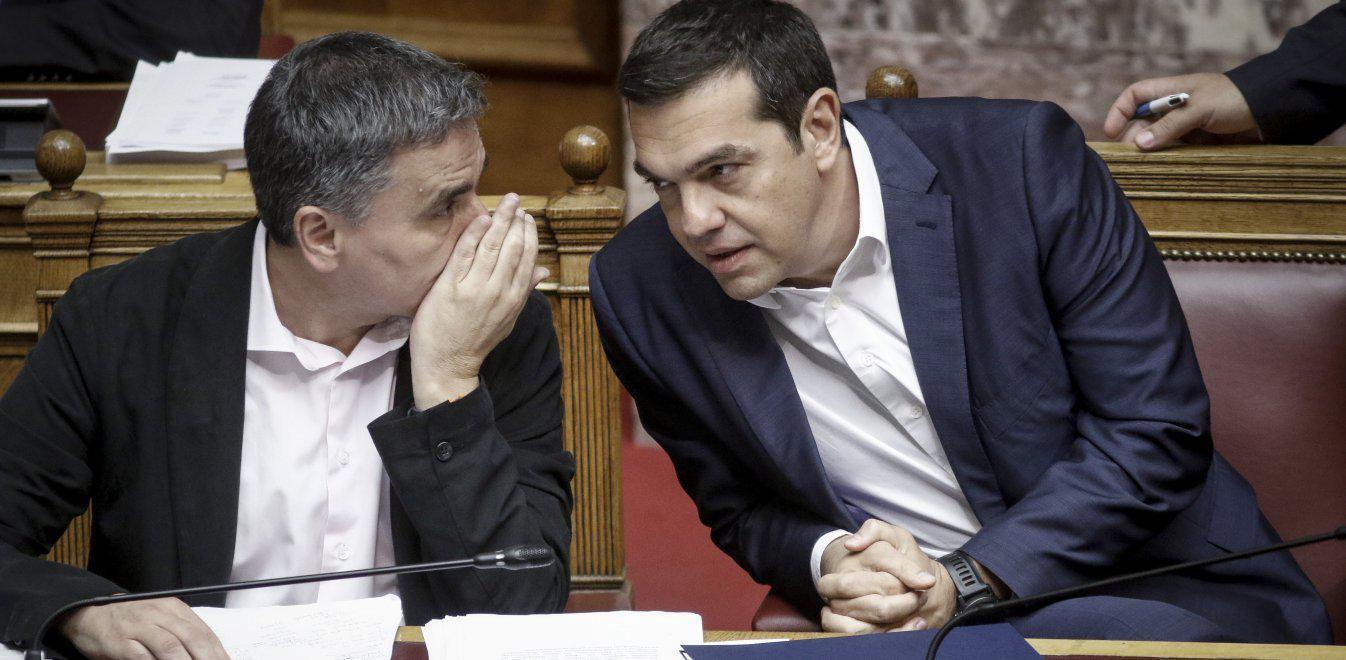 Χάνουν το… πάτωμα