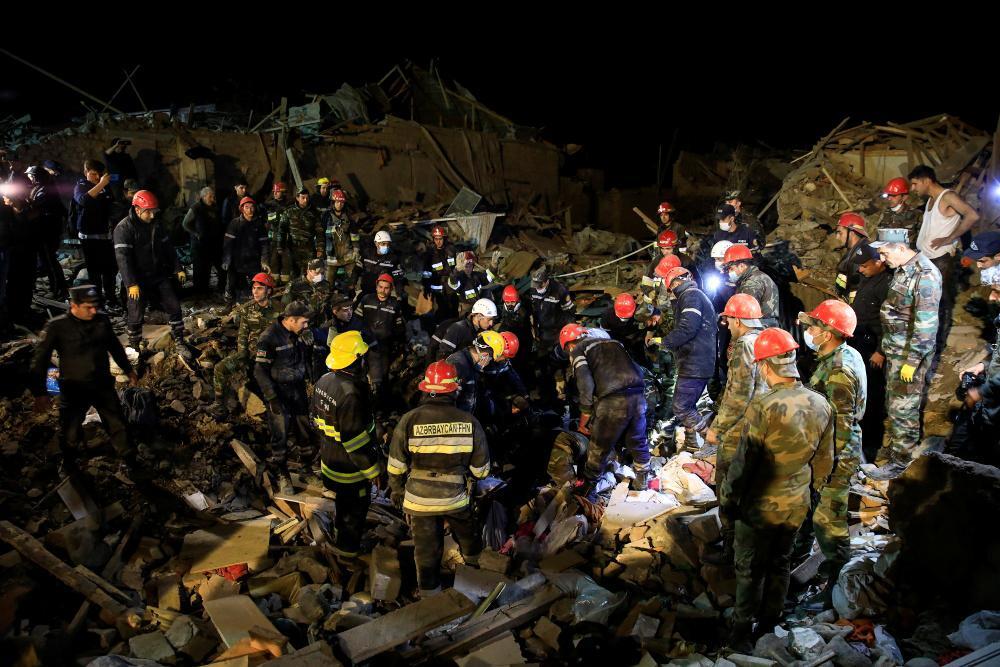 Αζερμπαϊτζάν: Τουλάχιστον 12 νεκροί και 40 τραυματίες σε επίθεση με πυραύλους στην Γκαντσά