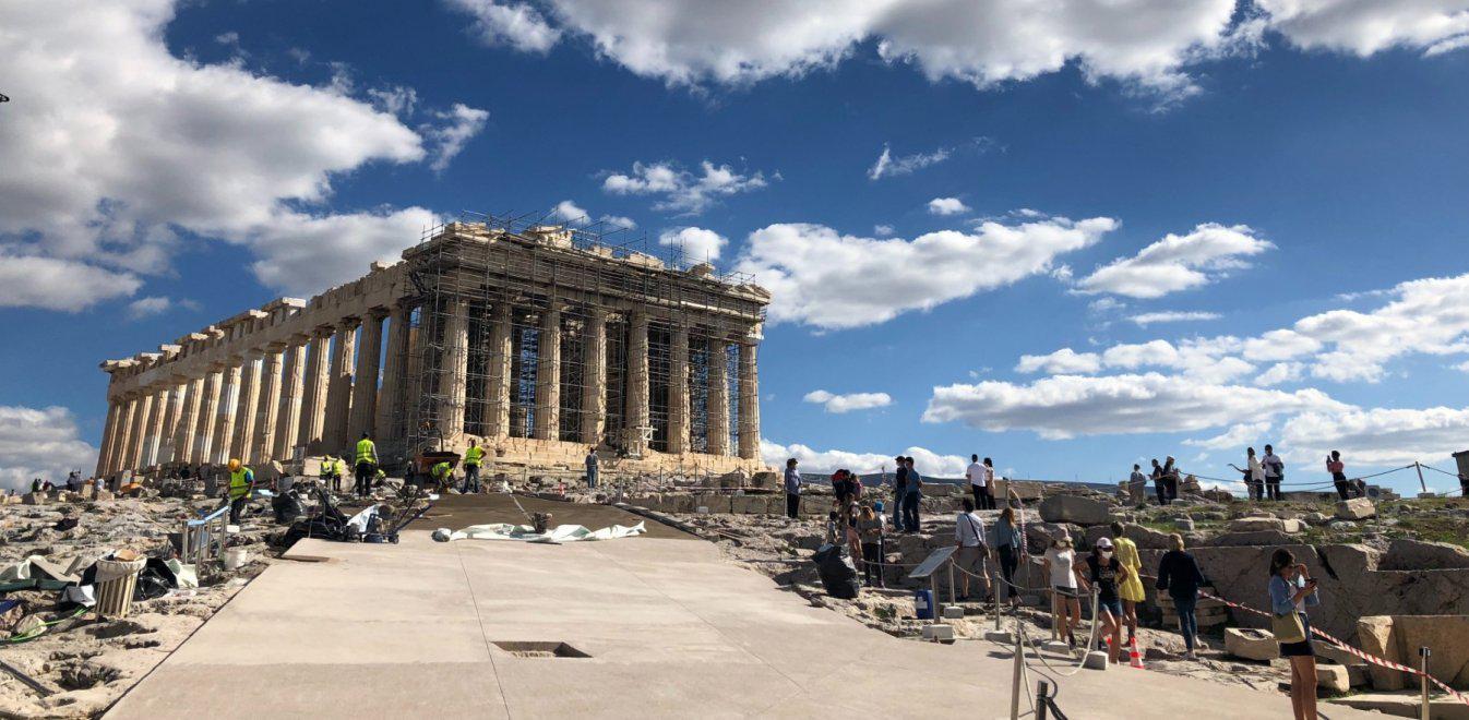Γελάνε και τα… τσιμέντα