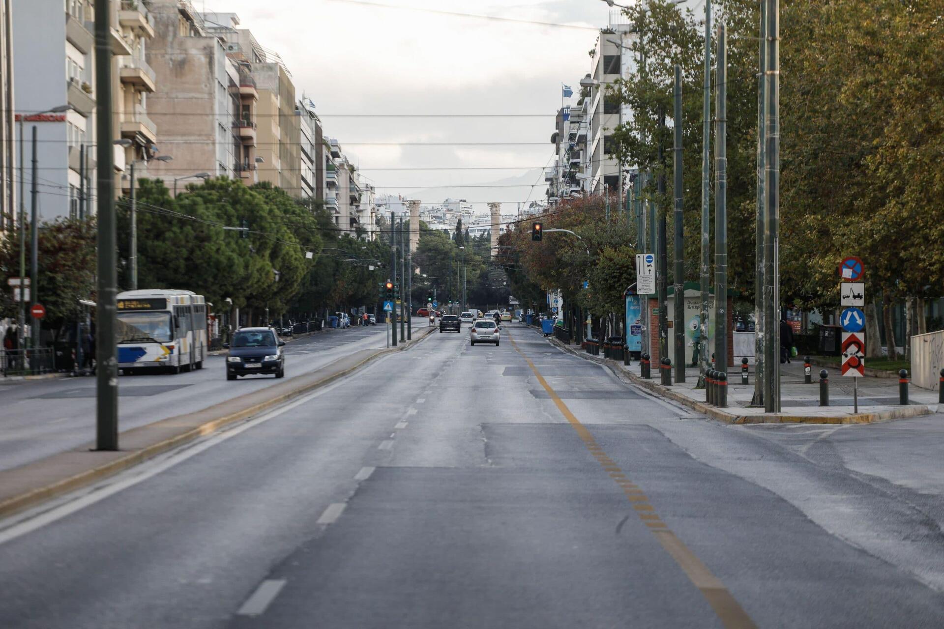 Κορωνοϊός - Lockdown: Σήμερα οι ανακοινώσεις για νέα μέτρα - Συνεδριάζει εκτάκτως η Επιτροπή
