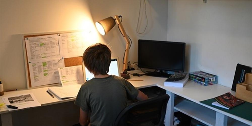 Τηλεκπαίδευση σχολεία