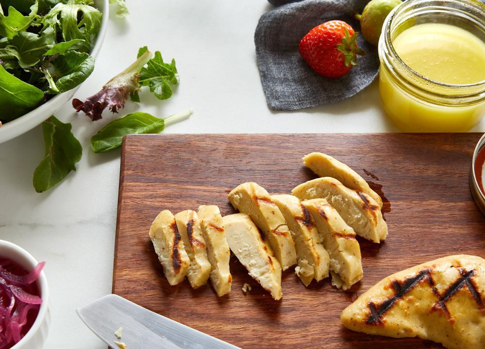 Εγκρίθηκε για πρώτη φορά η πώληση κρέατος που δεν προέρχεται από ζώο