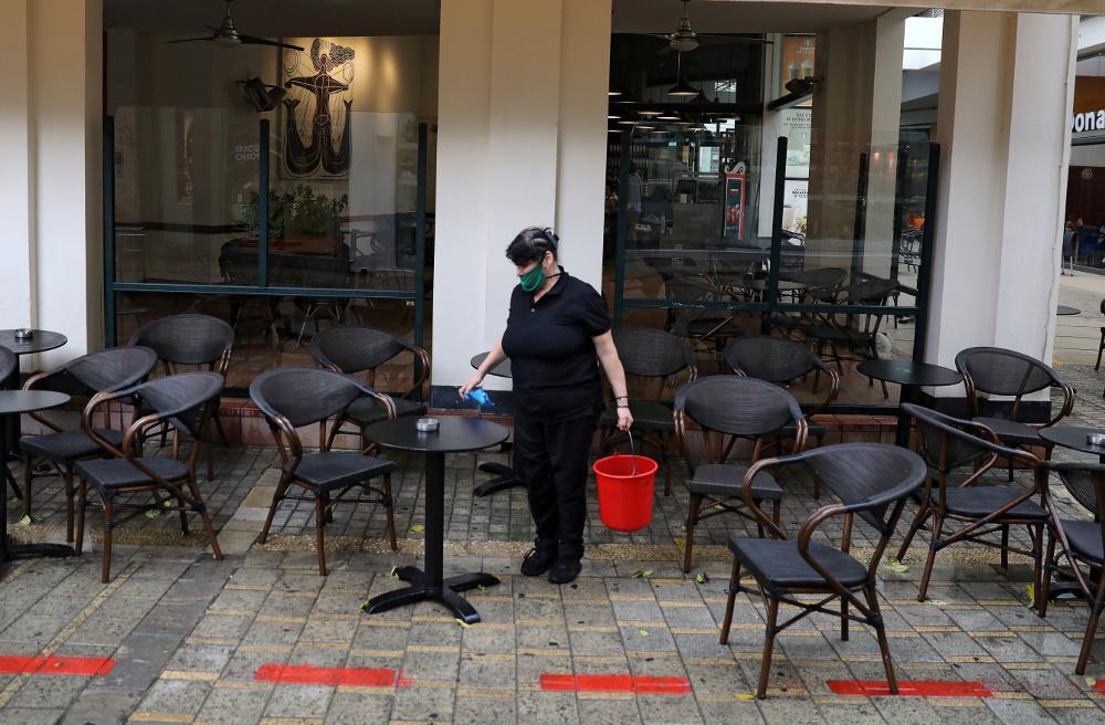 Κορωνοϊός - Κύπρος: Σκληρό lockdown - Απαγόρευση κυκλοφορίας, κλείνουν εμπορικά κέντρα, εστίαση, εκκλησίες