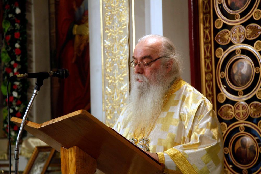 Στο νοσοκομείο με κορωνοϊό ο Μητροπολίτης Καστοριάς Σεραφείμ