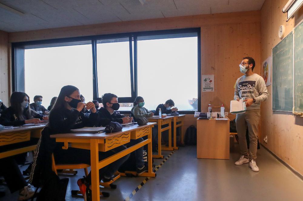 Σχολεία κλειστά ή ανοικτά; - Τι ισχύει στις χώρες της Ευρώπης