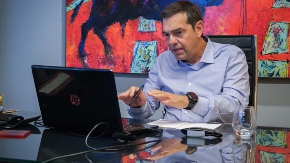 Σε «θολά νερά» ο Τσίπρας