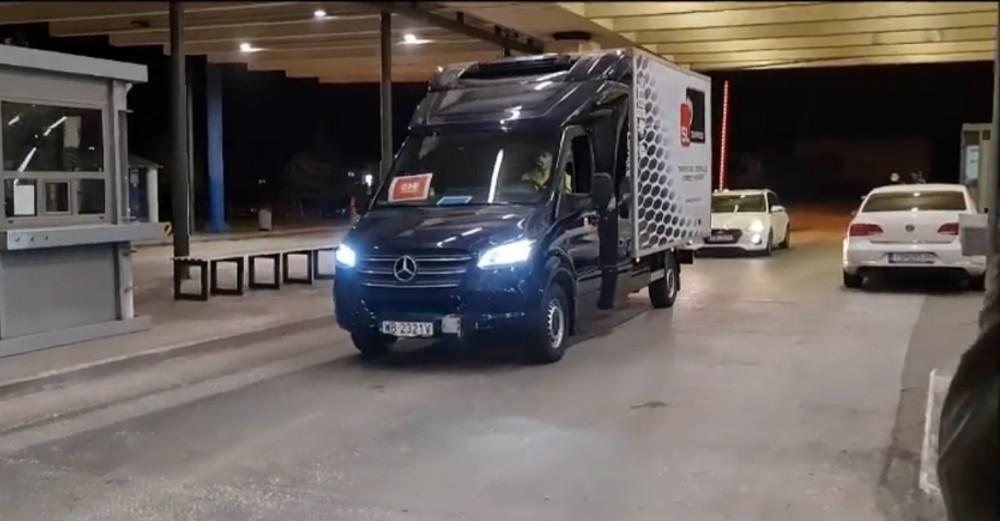 Κορωνοϊός: Έφτασαν στην Ελλάδα τα πρώτα εμβόλια - Την Κυριακή ξεκινούν οι εμβολιασμοί