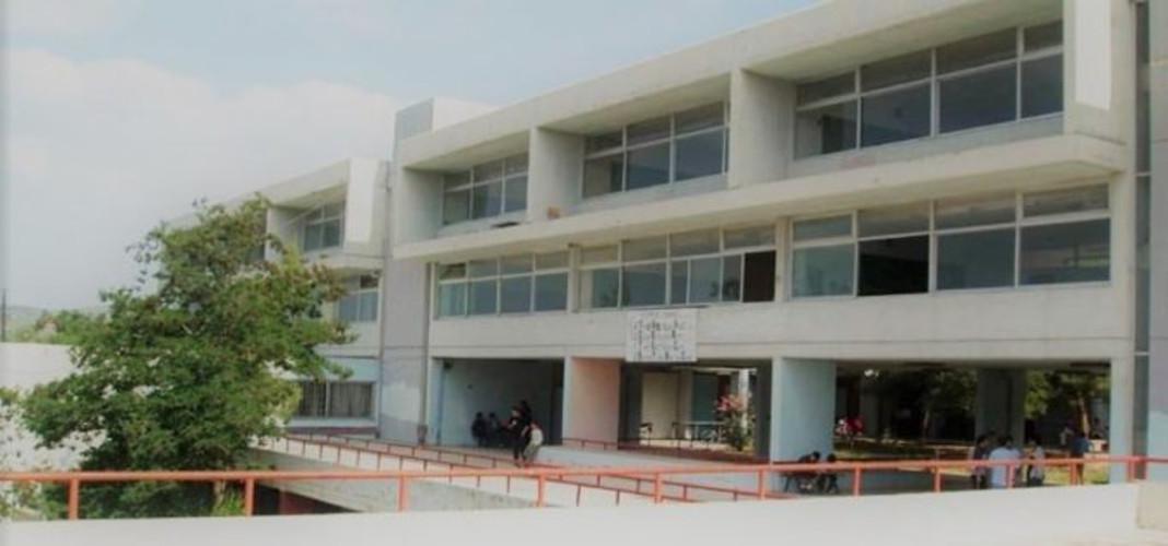 Βόλος: Πάρτι γενεθλίων με 40 άτομα σε προαύλιο σχολείου - Προσαγωγές και πρόστιμα σε επτά ανηλίκους