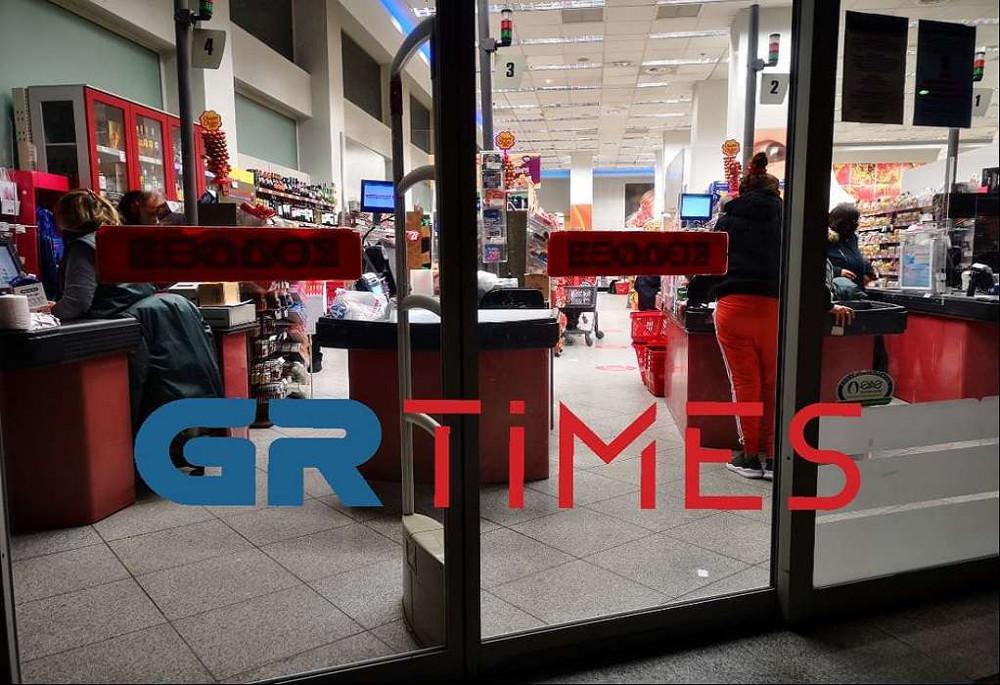 Ληστεία με καραμπίνα σε σούπερ μάρκετ στη Θεσσαλονίκη