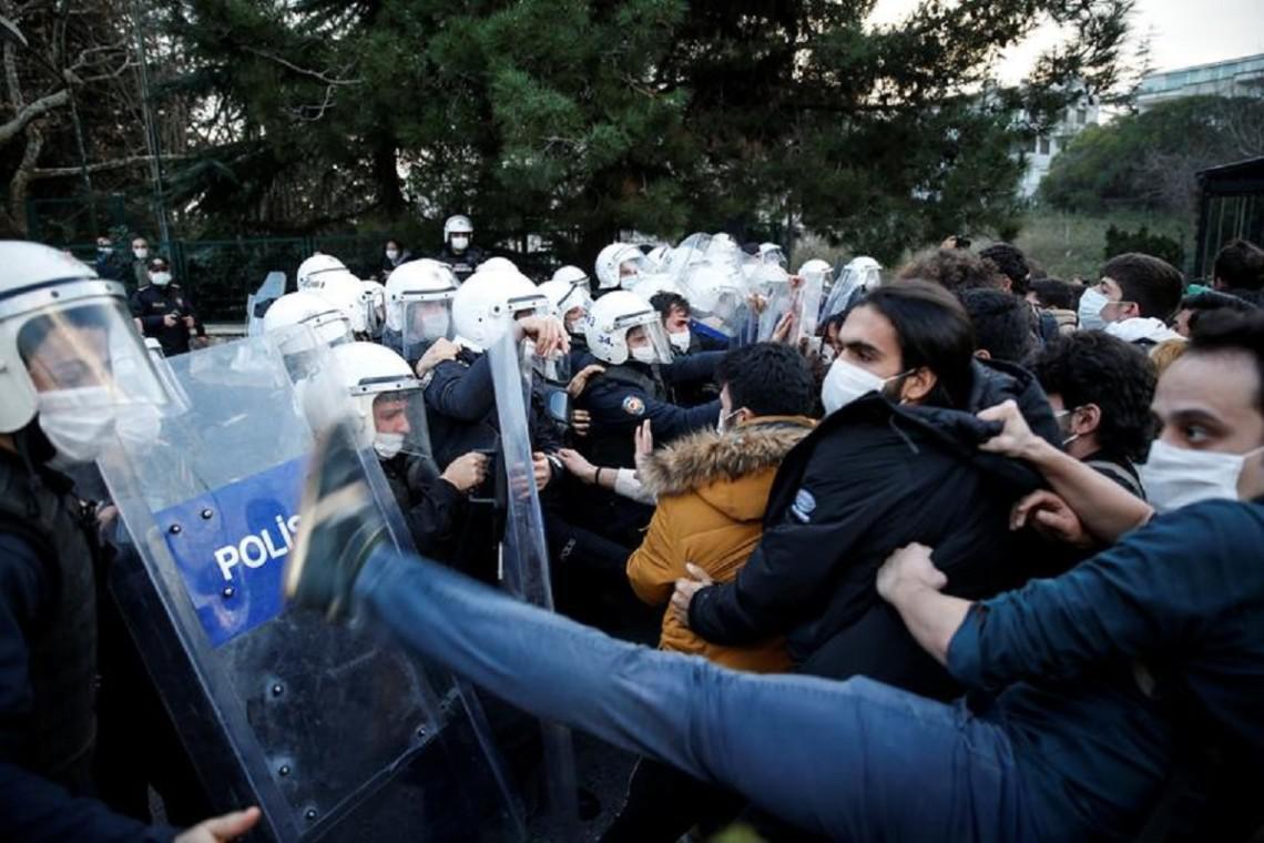Εσωτερική εικόνα άρθρου