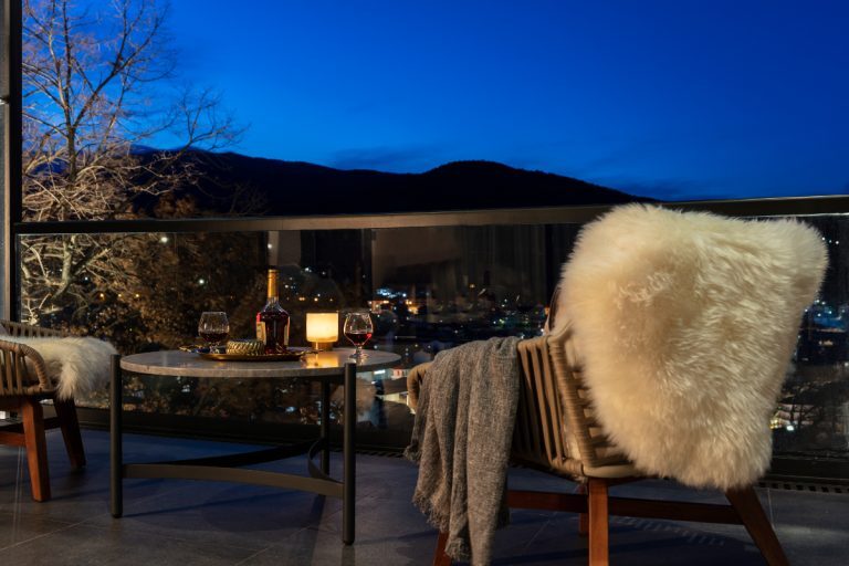 The Lynx Mountain Resort