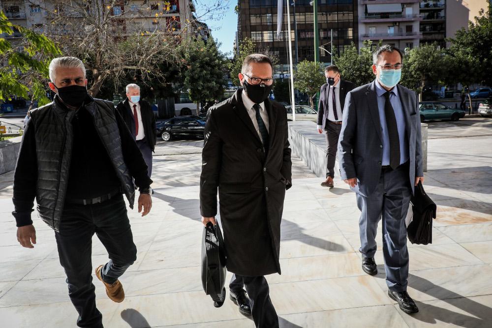 Υπόθεση Novartis: Επί 11 ώρες κατέθετε στον Άρειο Πάγο ο Στουρνάρας