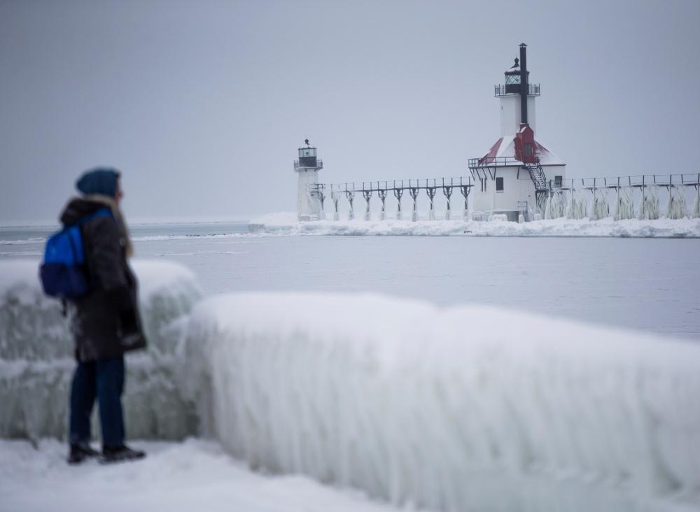 Κύμα ψύχους ιστορικών διαστάσεων και ανεμοστρόβιλοι πλήττουν τις ΗΠΑ