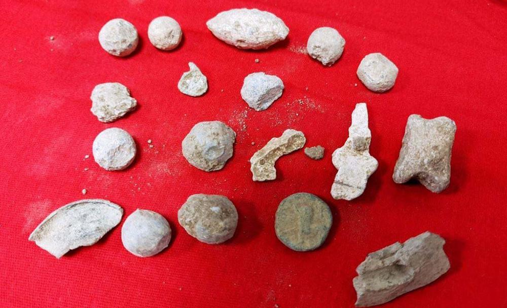 Χειροπέδες σε 68χρονο για παράνομες ανασκαφές στην Αμφίπολη [εικόνες]