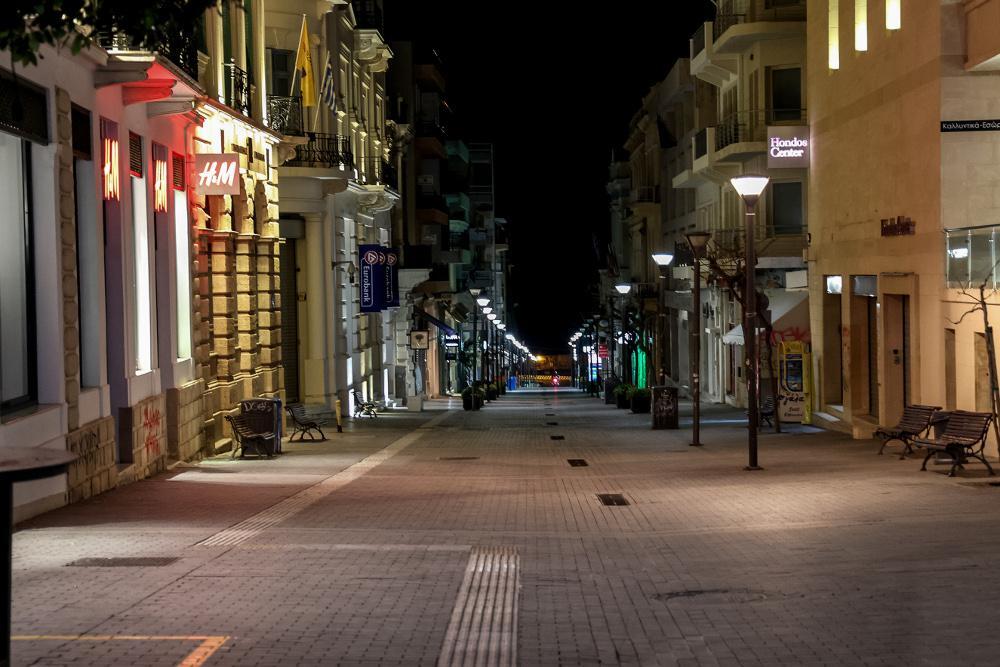 Ηράκλειο Κρήτης: Συνελήφθη 48χρονος που έσπασε την καραντίνα - ΄Έκοβε βόλτες και έσπερνε τον πανικό