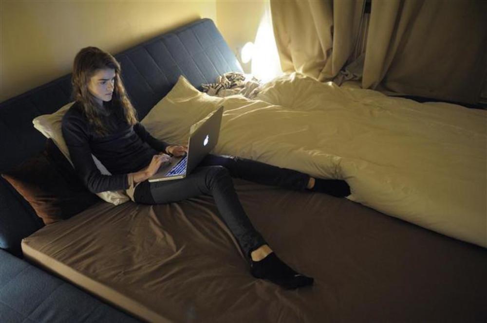 Voucher 200 ευρώ: Ξεκίνησαν να εκδίδονται τα κουπόνια για τους δικαιούχους