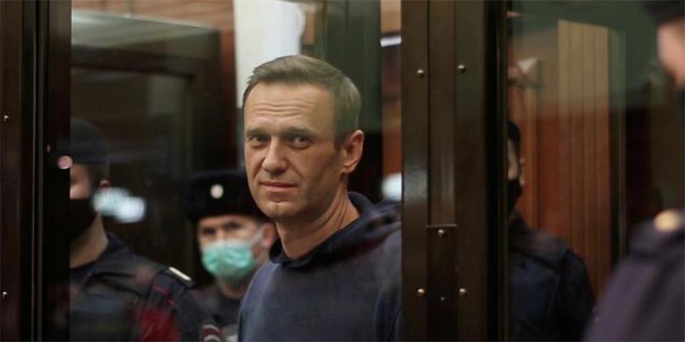 Ο Ναβάλνι σταματά την απεργία πείνας - Τι αναφέρει στο μήνυμά του