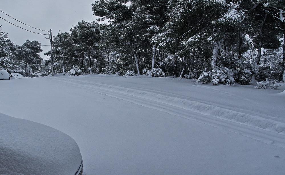 Live - Καιρός: Εκτακτο δελτίο επιδείνωσης από την ΕΜΥ - Σφοδρή χιονόπτωση στην Αττική