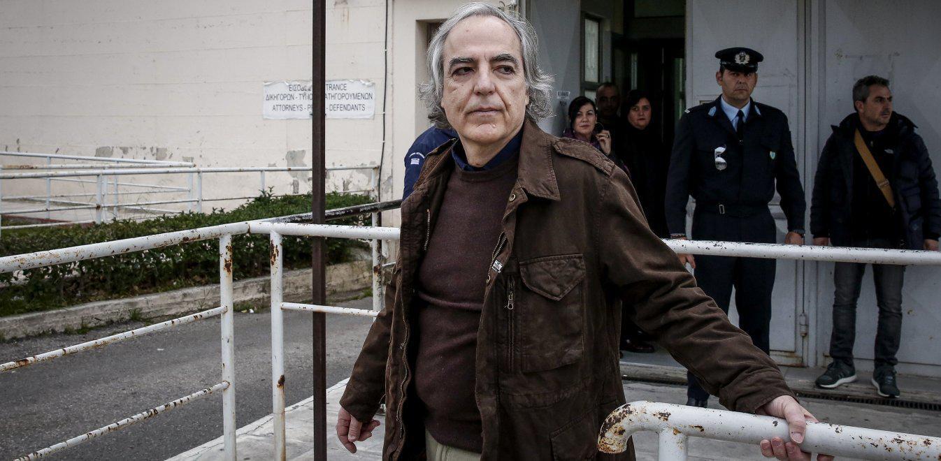 Προκαλεί ο ισοβίτης δολοφόνος Κουφοντίνας: Τολμά να μιλά για «προσχεδιασμένο έγκλημα» ο «Λουκάς» της «17Ν»