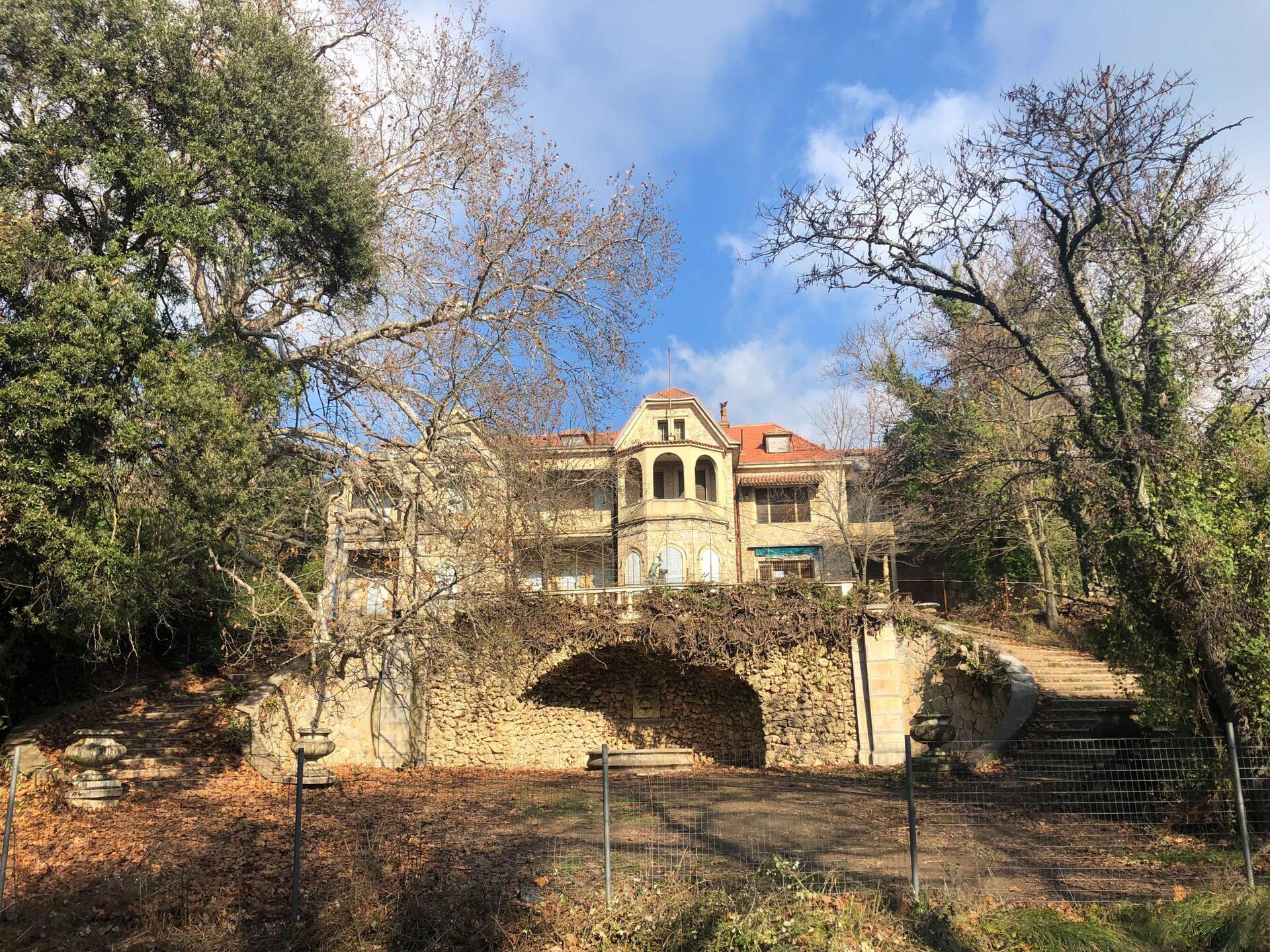 Εντυπωσιακό εύρημα: Στο φως η καμπάνα του Τατοΐου 54 χρόνια μετά!