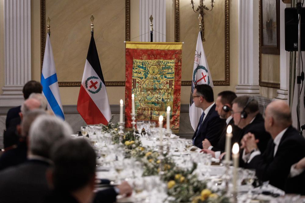 Λευτέρης Λαζάρου: Το Μπάκιγχαμ του ζήτησε τις συνταγές από το μενού της 25ης Μαρτίου