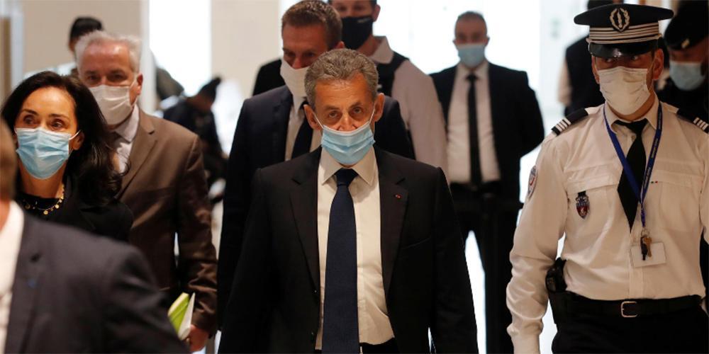 Μιμί Μαρσάν: Γιατί διώκεται η «βασίλισσα των παπαράτσι»