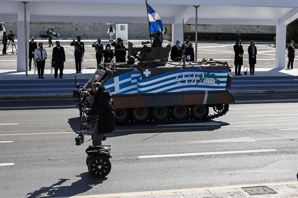 25η Μαρτίου 28η Οκτωβρίου: Ξεκίνησαν οι πρόβες μπροστά από το Ζάππειο – Παρήλασαν στρατιωτικά αγήματα