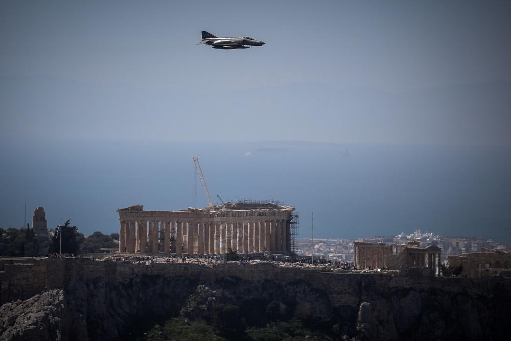 Διελεύσεις αεροσκαφών της Πολεμικής Αεροπορίας στην Αττική σήμερα στις 13:15