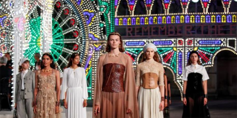 Με ελληνικά αρχαία θέλει τη νέα κολεξιόν του ο οίκος Dior