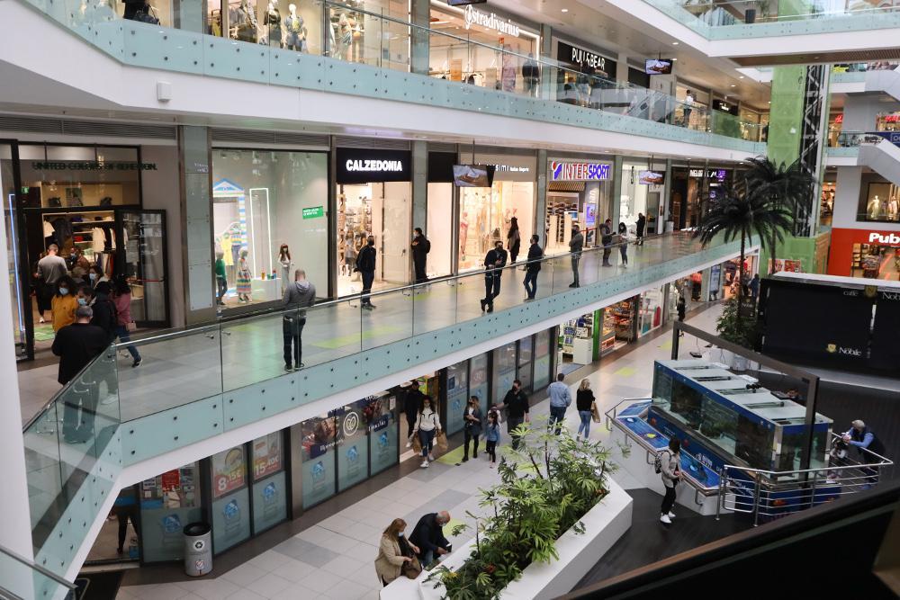 Εμπορικά κέντρα: Έρχονται αλλαγές για τα take away και τα delivery