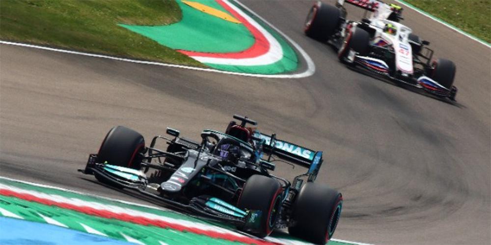 Φόρμουλα Ένα: Στον Χάμιλτον η pole position της Ίμολα!