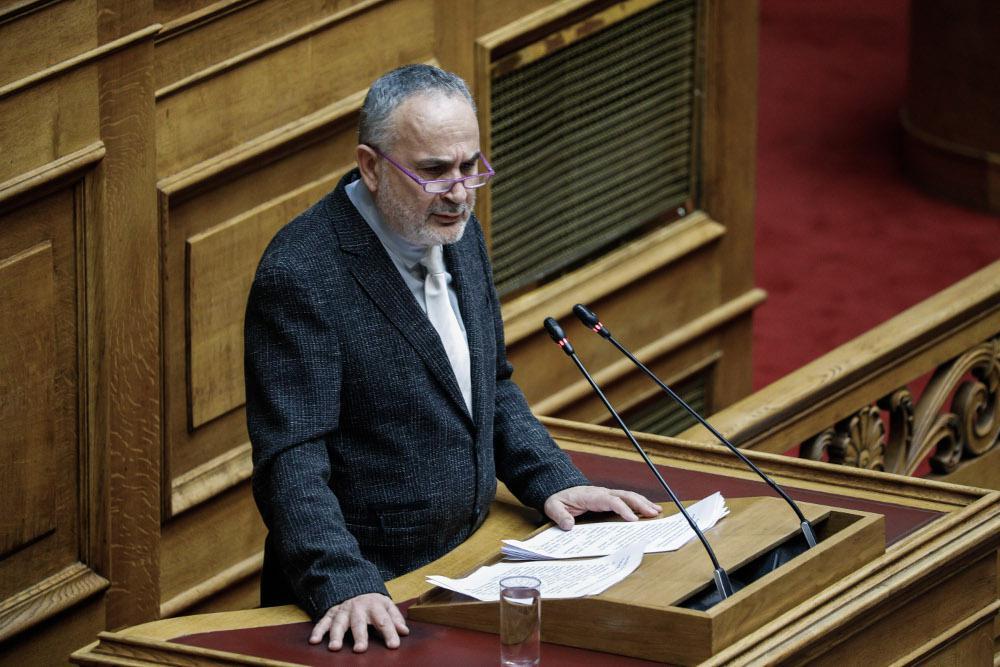 Βουλευτής του ΚΙΝΑΛ έχει κορωνοϊό παρότι έχει εμβολιαστεί