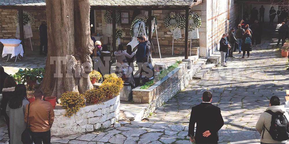 Μακρινίτσα: Θρήνος στο τελευταίο αντίο για τα δύο αδέλφια