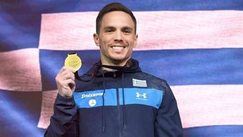 Πετρούνιας: Αφιερωμένο στην Ελλάδα και στους απλήρωτους αθλητές το μετάλλιο