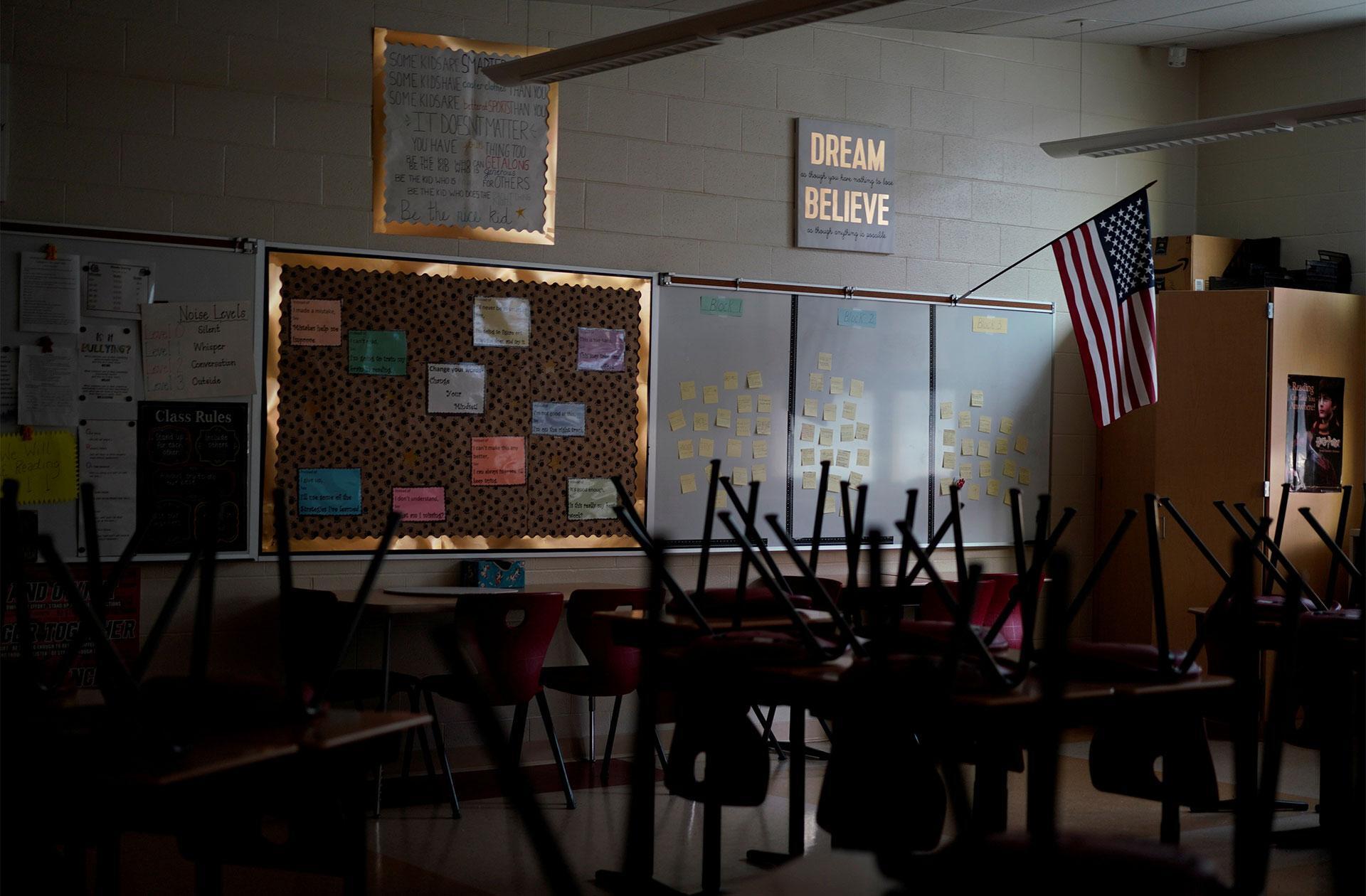 καθηγήτρια