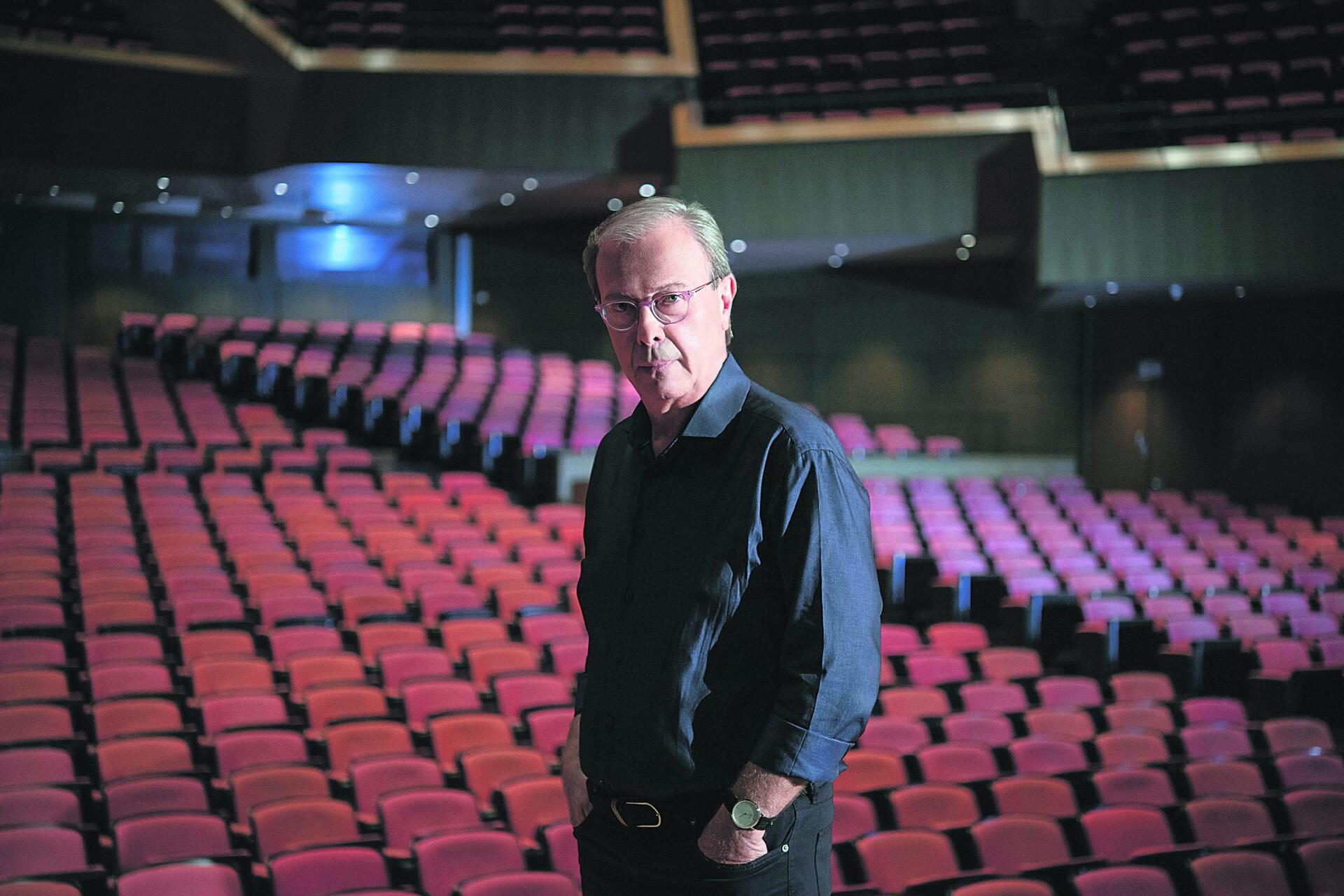 Γιάννης Βακαρέλης