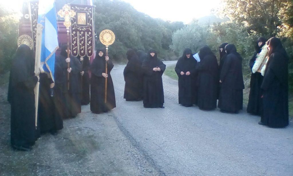 Εκοιμήθη η ηγουμένη της Μονής που «χτυπήθηκε» από κορωνοϊό