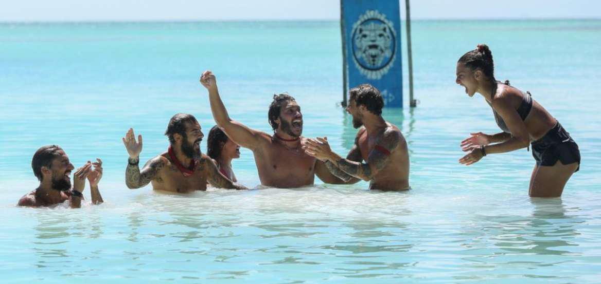 Survivor 4: Μπόγδανος και Ασημακόπουλος έμειναν ολόγυμνοι [βίντεο]