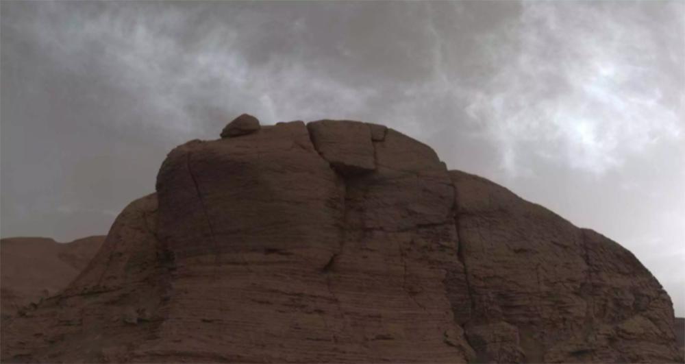 Συννεφιά στον Κόκκινο Πλανήτη - Εικόνες από το Curiosity