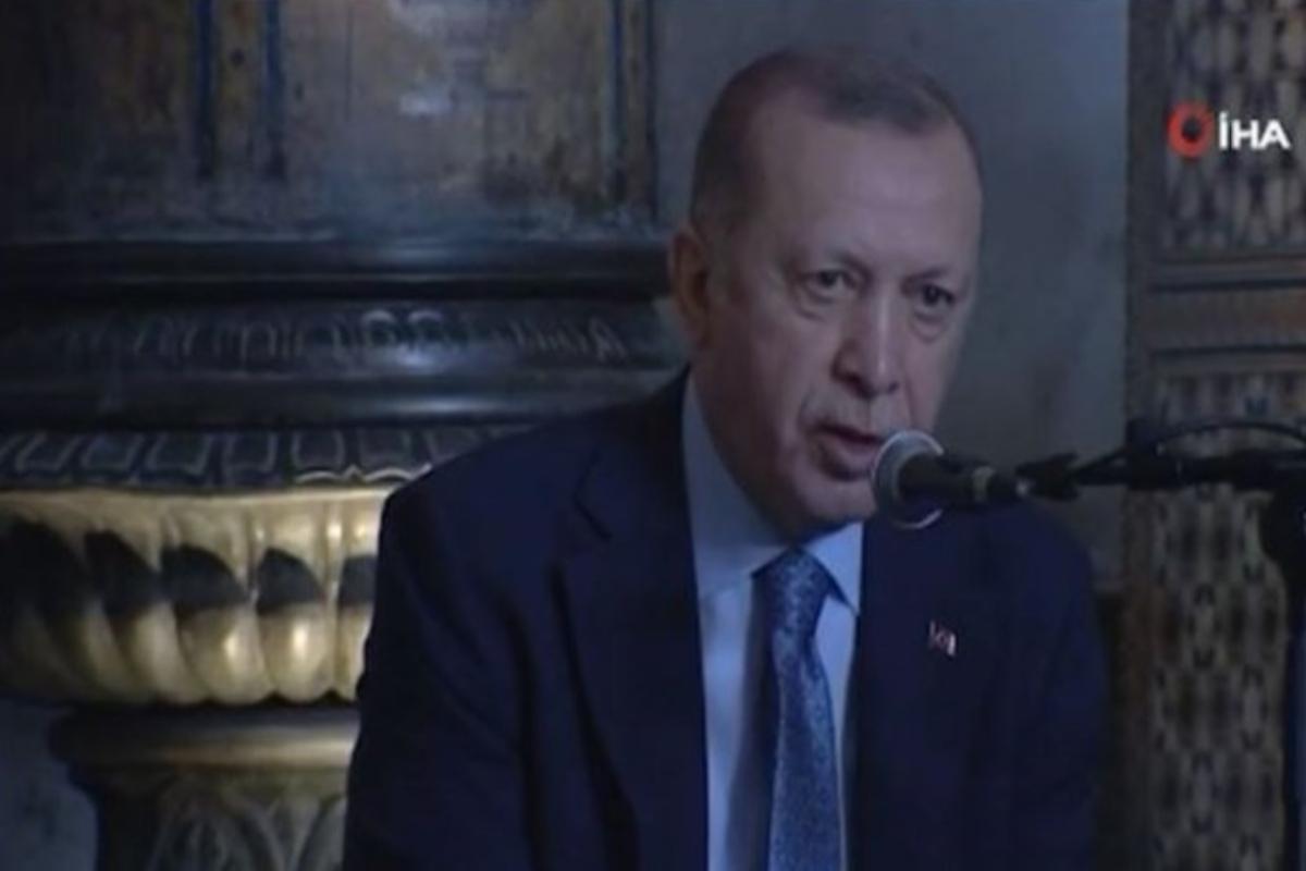 Ερντογάν: Απήγγειλε το ποίημα που τον έστειλε στην φυλακή το 1998 – Τι είπε για την Αγιά Σοφιά ο θρασύδειλος Σουλτάνος