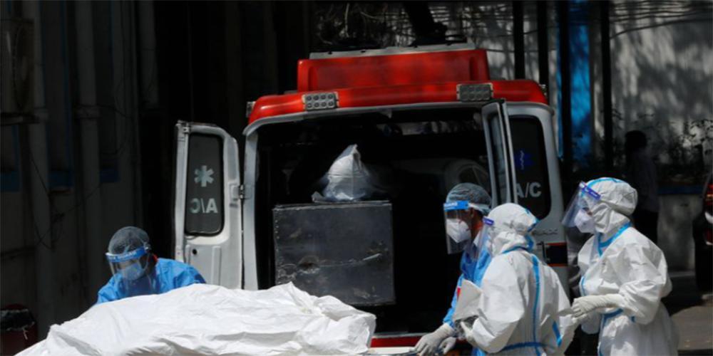 «Σαρώνει» την Ινδία ο κορωνοϊός: Νέα ρεκόρ θανάτων και μολύνσεων