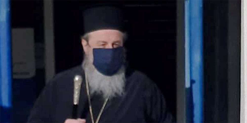 Στον εισαγγελέα στέλνει ο μητροπολίτης Δράμας τους «αντάρτες» ιερείς