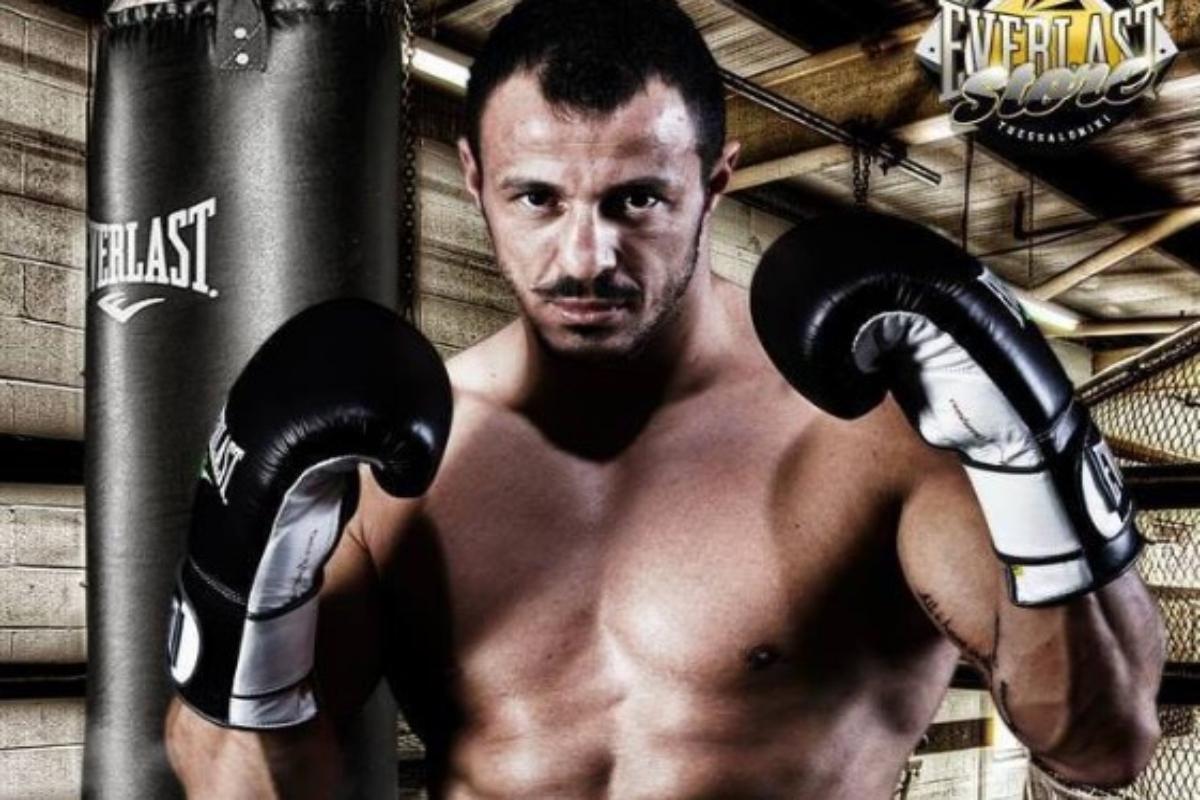 Αυτός είναι ο πυγμάχος που εκτέλεσαν στη μέση του δρόμου – Τα μετάλλια, οι διακρίσεις και η συμμετοχή σε τηλεοπτικό παιχνίδι [βίντεο]