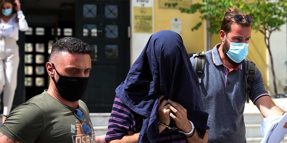 Νέα Σμύρνη: Κρατούμενος μέχρι τη Δευτέρα ο 22χρονος