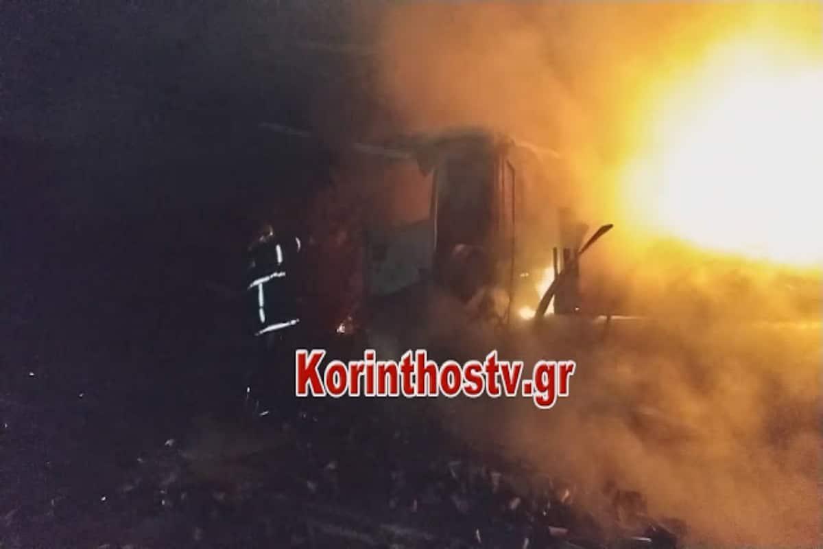 Φωτιά σε νταλίκα εν κινήσει στην παλαιά E.O Αθηνών-Κορίνθου - Συναγερμός στην Πυροσβεστική [video]